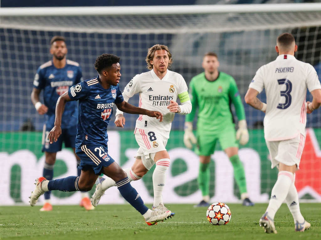 【欧冠】皇马客场3-0完胜布雷斯特,罗德里戈双响闪耀全场 【欧冠】皇马客场3-0完胜布雷斯特,罗德里戈双响闪耀全场